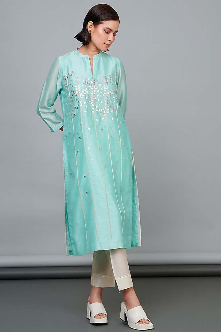 Blue Silk Chanderi Zari Hand Embroidered Kurta Set by Abhjeet Khanna at Pernia's Pop Up Shop