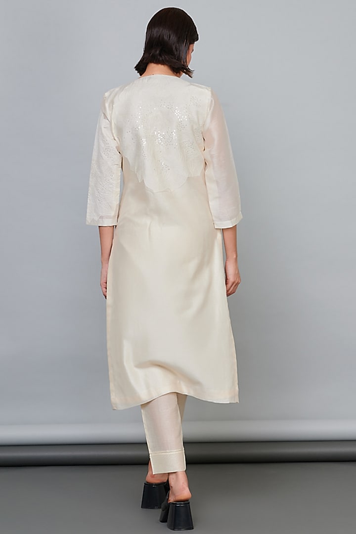 Ivory Silk Chanderi Sequins Work Self-Textured Kurta Set by Abhjeet Khanna at Pernia's Pop Up Shop