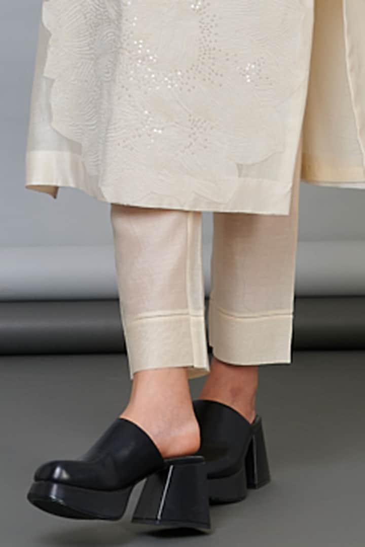 Ivory Silk Chanderi Sequins Work Self-Textured Kurta Set by Abhjeet Khanna at Pernia's Pop Up Shop