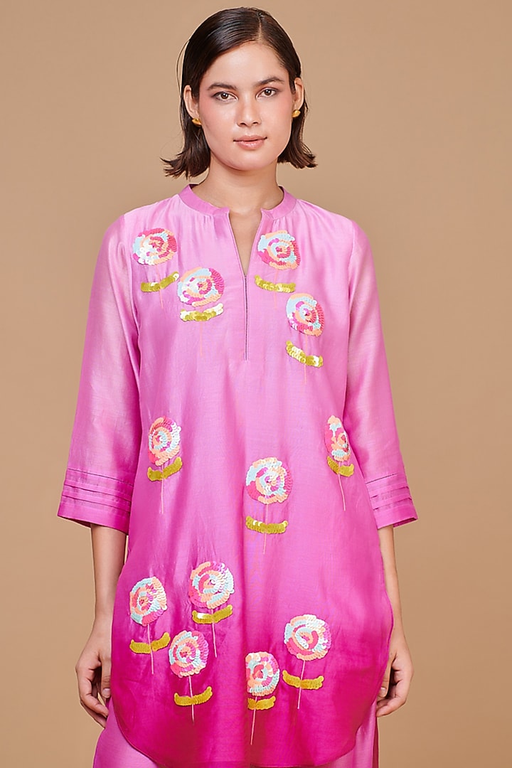 Pink Ombre Silk Chanderi Sequins Embroidered Short Kurta Set by Abhjeet Khanna at Pernia's Pop Up Shop