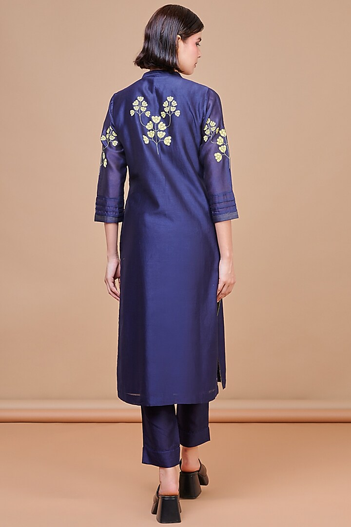 Indigo Blue Chanderi Floral Thread Embroidered Kurta Set by Abhjeet Khanna at Pernia's Pop Up Shop