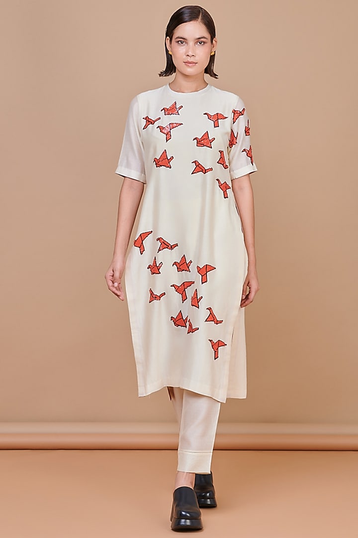 Ivory Chanderi Bird Motif Hand Embroidered Striped Kurta Set by Abhjeet Khanna at Pernia's Pop Up Shop