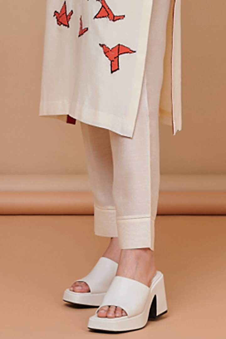 Ivory Chanderi Bird Motif Hand Embroidered Striped Kurta Set by Abhjeet Khanna at Pernia's Pop Up Shop