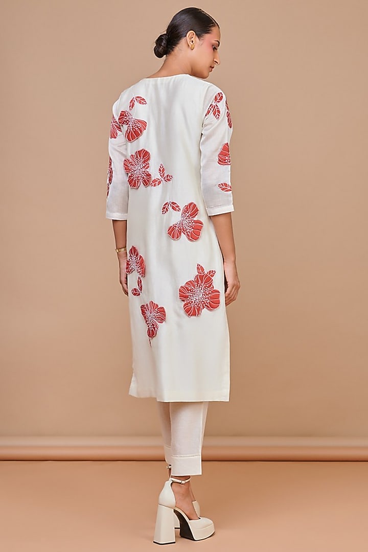 Ivory Silk Chanderi Floral Patchwork Kurta Set by Abhjeet Khanna at Pernia's Pop Up Shop