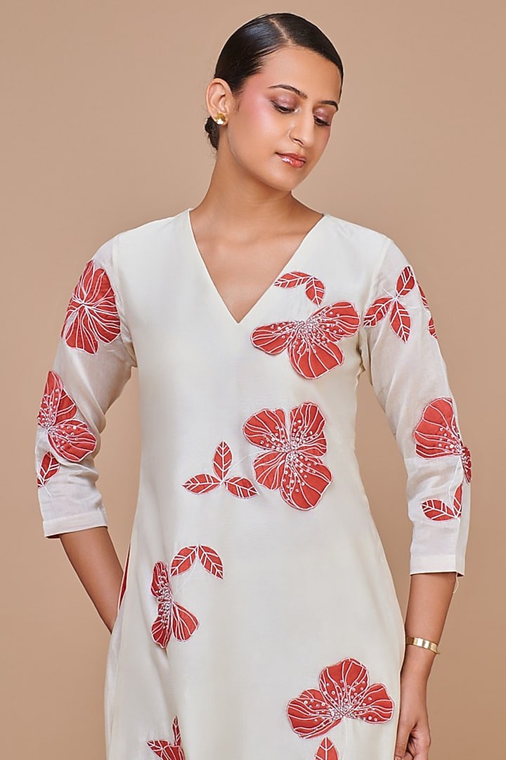 Ivory Silk Chanderi Floral Patchwork Kurta Set by Abhjeet Khanna at Pernia's Pop Up Shop
