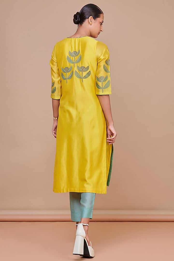 Yellow Silk Chanderi Floral Patchwork Kurta Set by Abhjeet Khanna at Pernia's Pop Up Shop