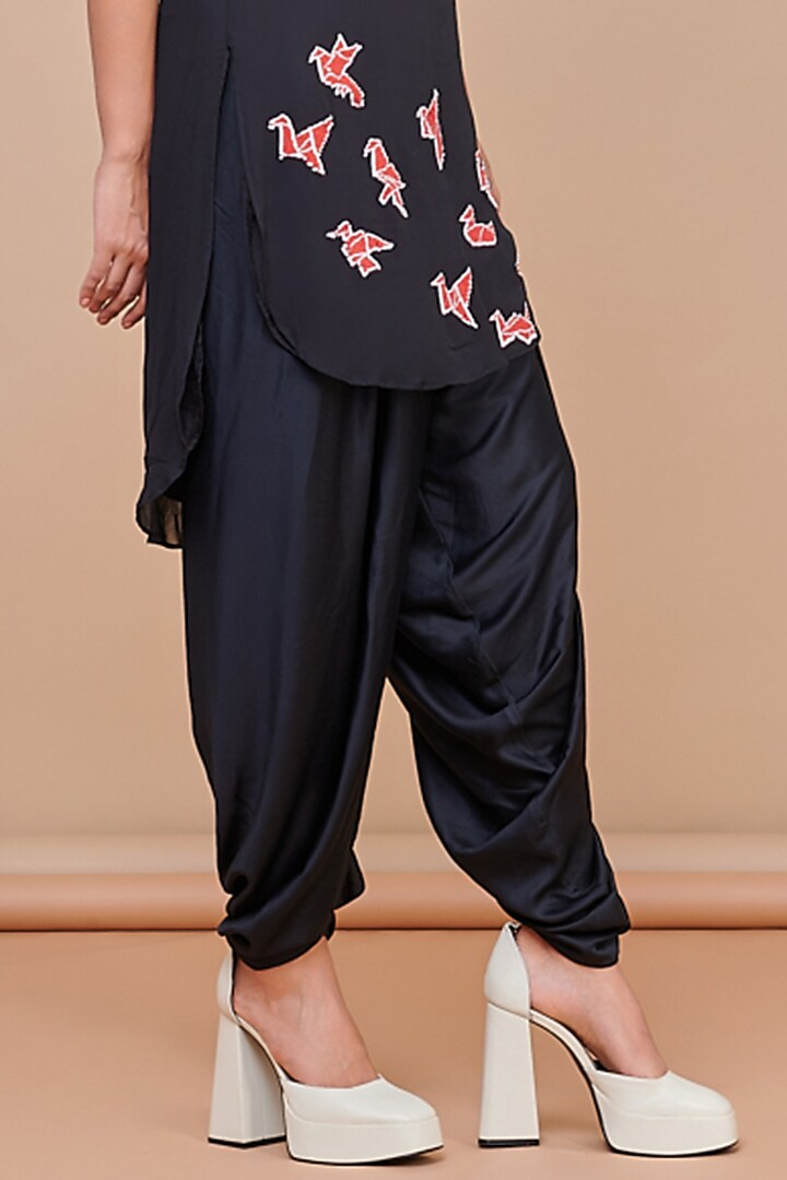 Black Viscose Georgette Hand Embroidered Kurta Set by Abhjeet Khanna at Pernia's Pop Up Shop
