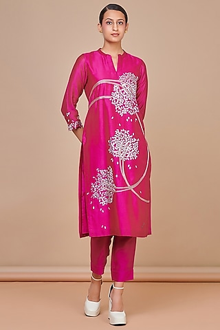 Fuschia Pink Silk Chanderi Hand Embroidered Kurta Set by Abhjeet Khanna