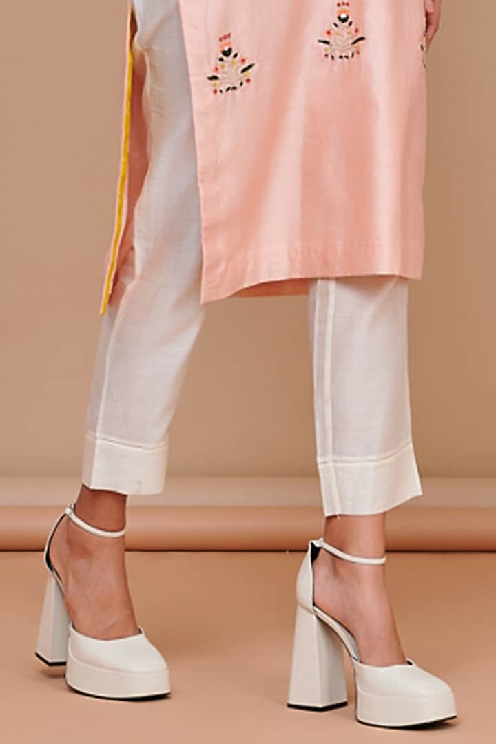 Pink Silk Chanderi Floral Handwork Kurta Set by Abhjeet Khanna at Pernia's Pop Up Shop