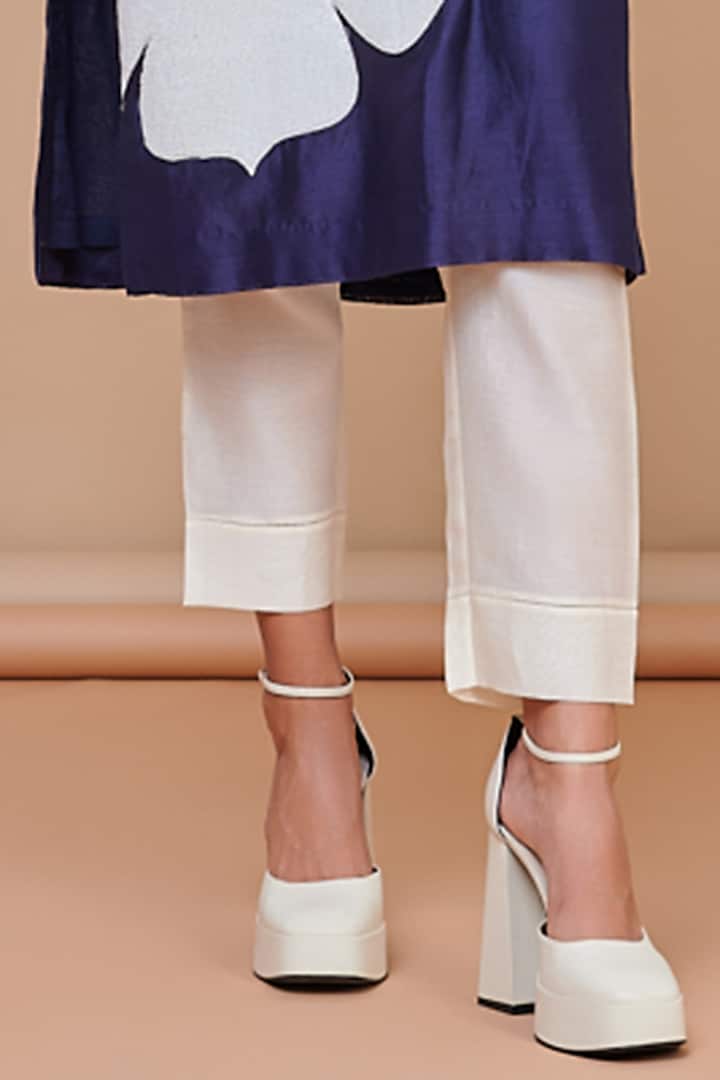 Indigo Blue Silk Chanderi Hand Embroidered Kurta Set by Abhjeet Khanna at Pernia's Pop Up Shop