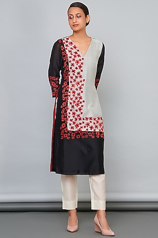 Black Silk Chanderi Embroidered Kurta Set by Abhjeet Khanna