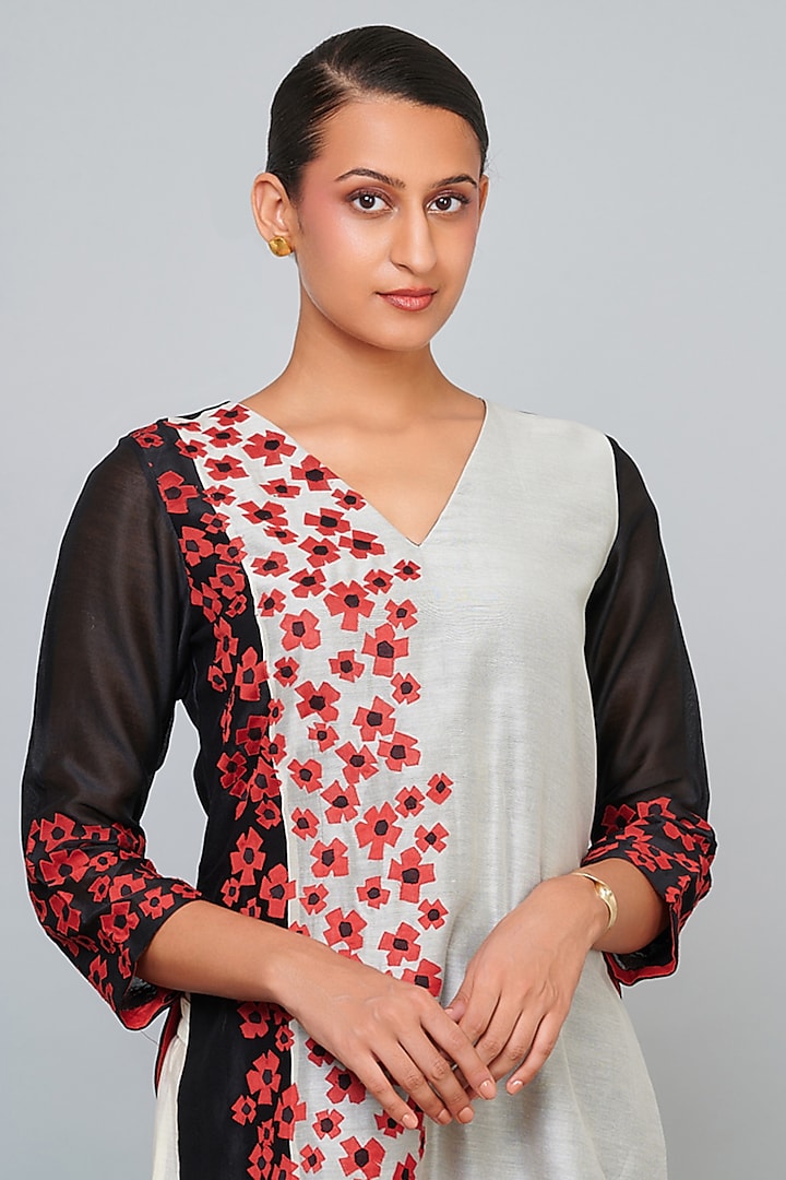Black Silk Chanderi Embroidered Kurta Set by Abhjeet Khanna at Pernia's Pop Up Shop