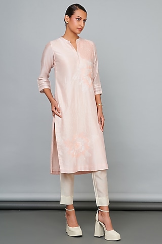 Light Pink Silk Chanderi Thread Work Kurta Set by Abhjeet Khanna