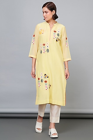 Light Yellow Silk Chanderi Handwork Kurta Set by Abhjeet Khanna