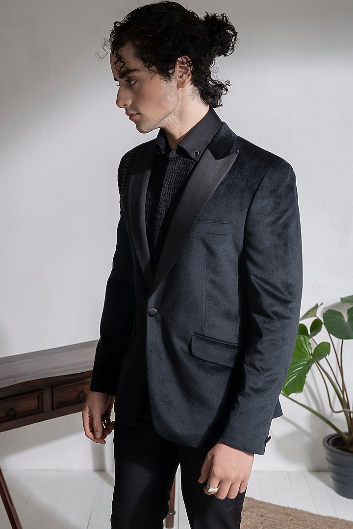 Black Velvet Beads Hand Embroidered Jacket Set by Abkasa at Pernia's Pop Up Shop
