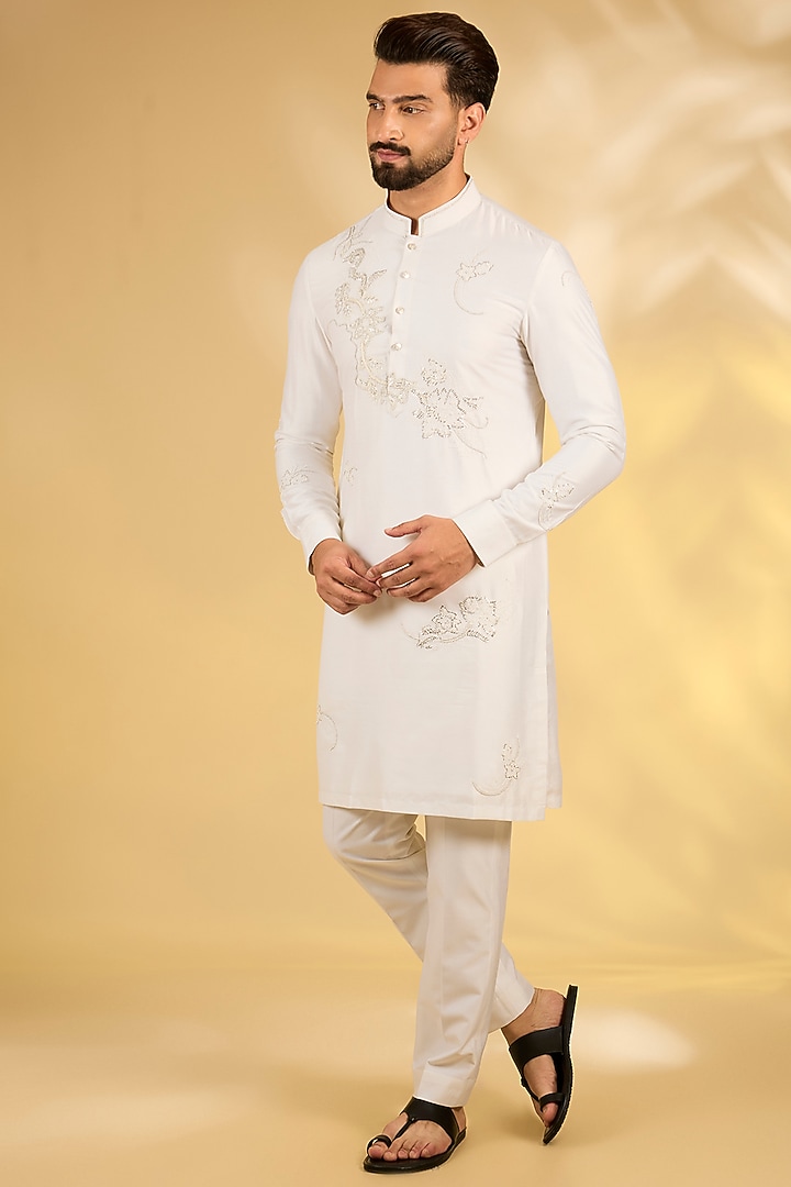 White Cotton Silk Kurta Set by Abkasa at Pernia's Pop Up Shop