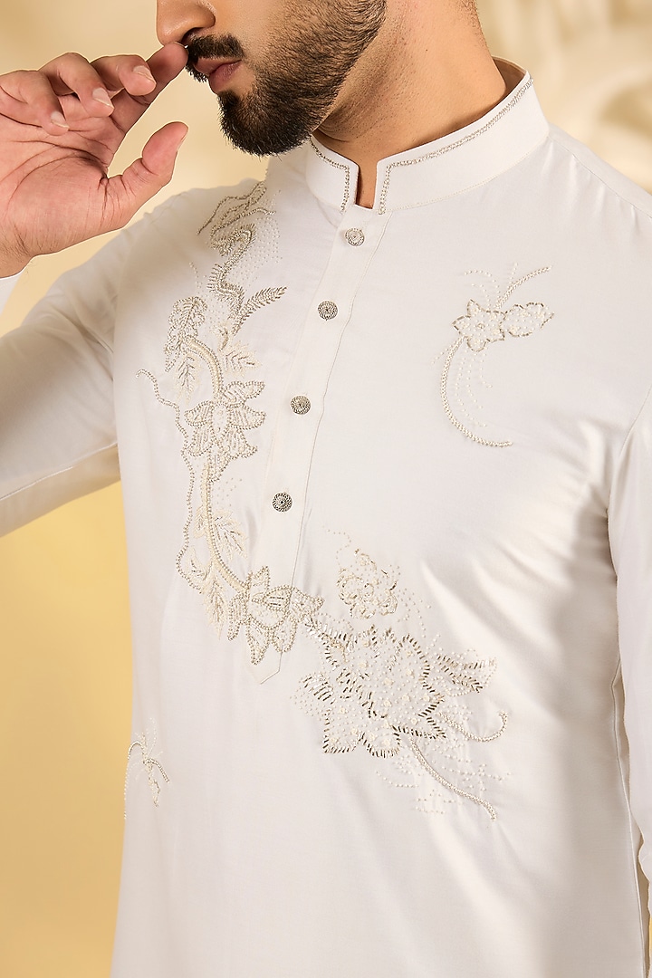 White Cotton Silk Kurta Set by Abkasa at Pernia's Pop Up Shop