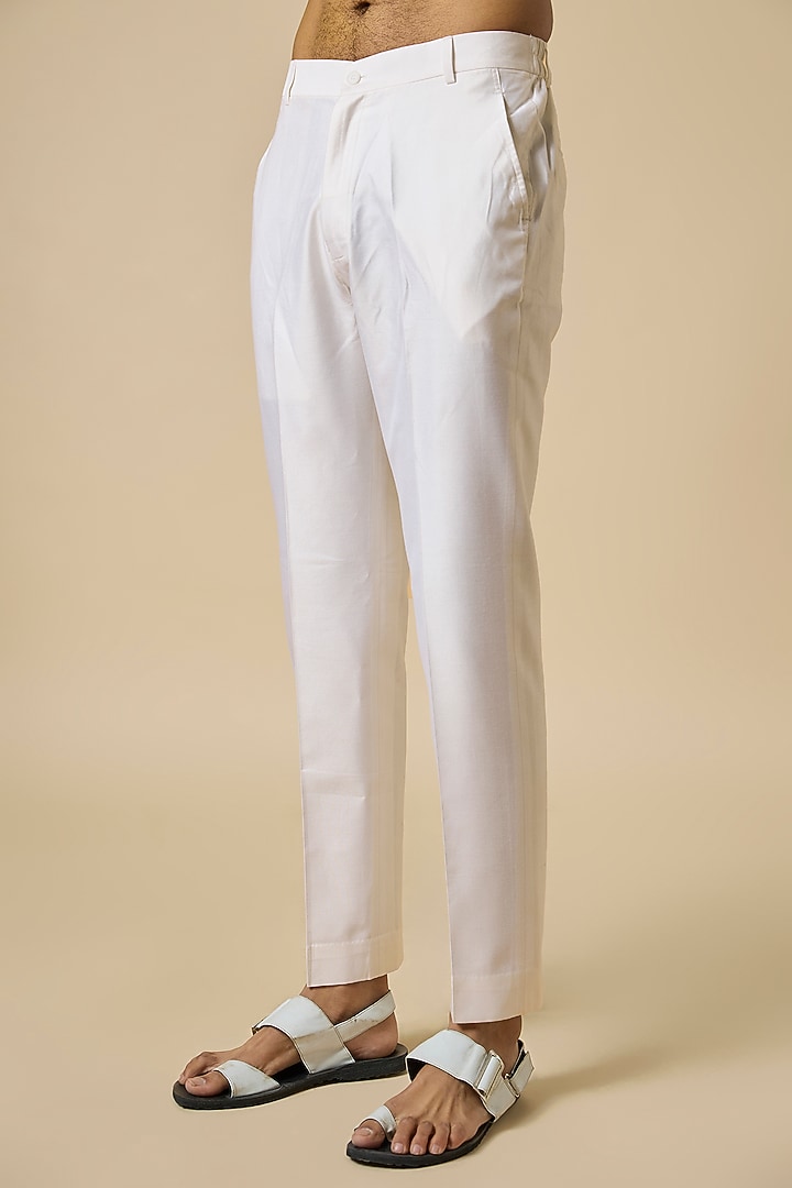 White Cotton Silk Kurta Set by Abkasa at Pernia's Pop Up Shop