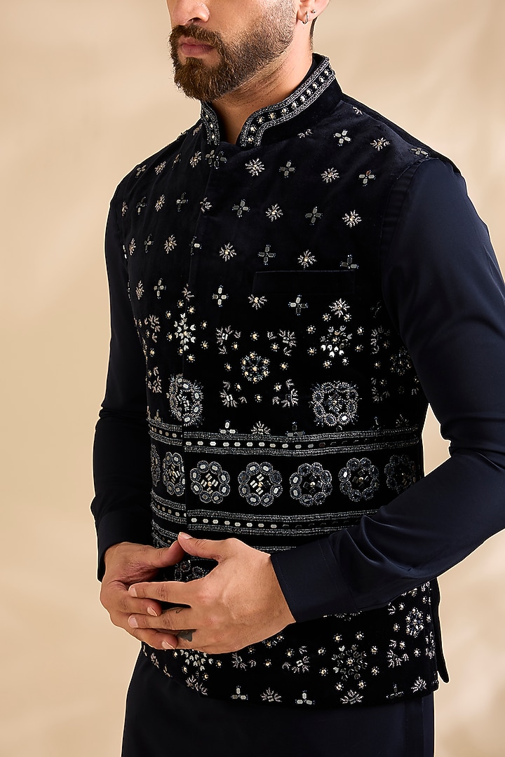 Navy Blue Velvet Bundi Jacket Set by Abkasa at Pernia's Pop Up Shop