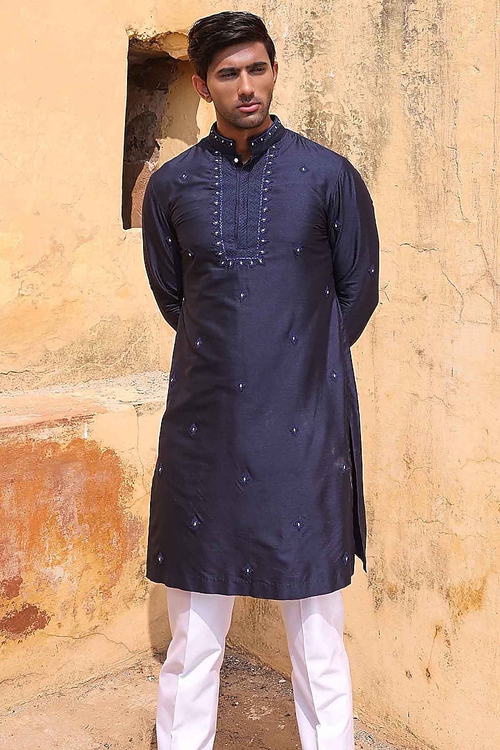 Navy Blue Katan Silk Kurta Set by Abkasa at Pernia's Pop Up Shop