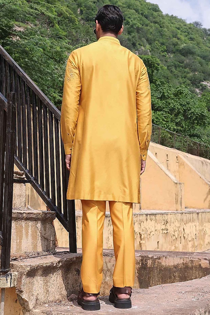 Yellow Katan Silk Kurta Set by Abkasa at Pernia's Pop Up Shop