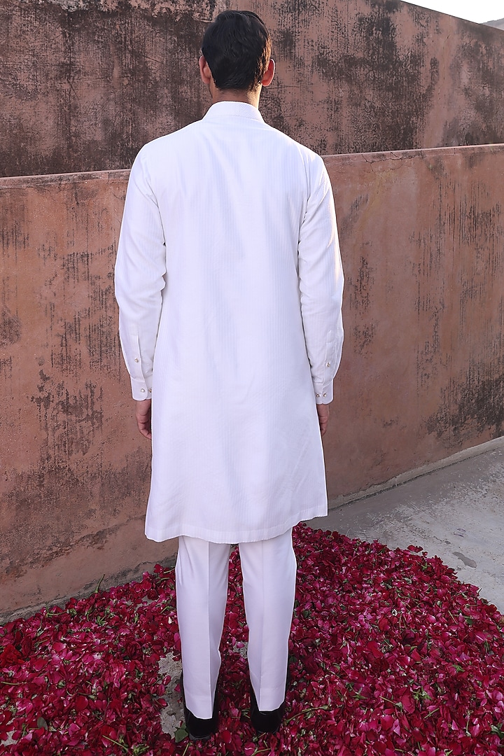 White Katan Silk Kurta Set by Abkasa at Pernia's Pop Up Shop