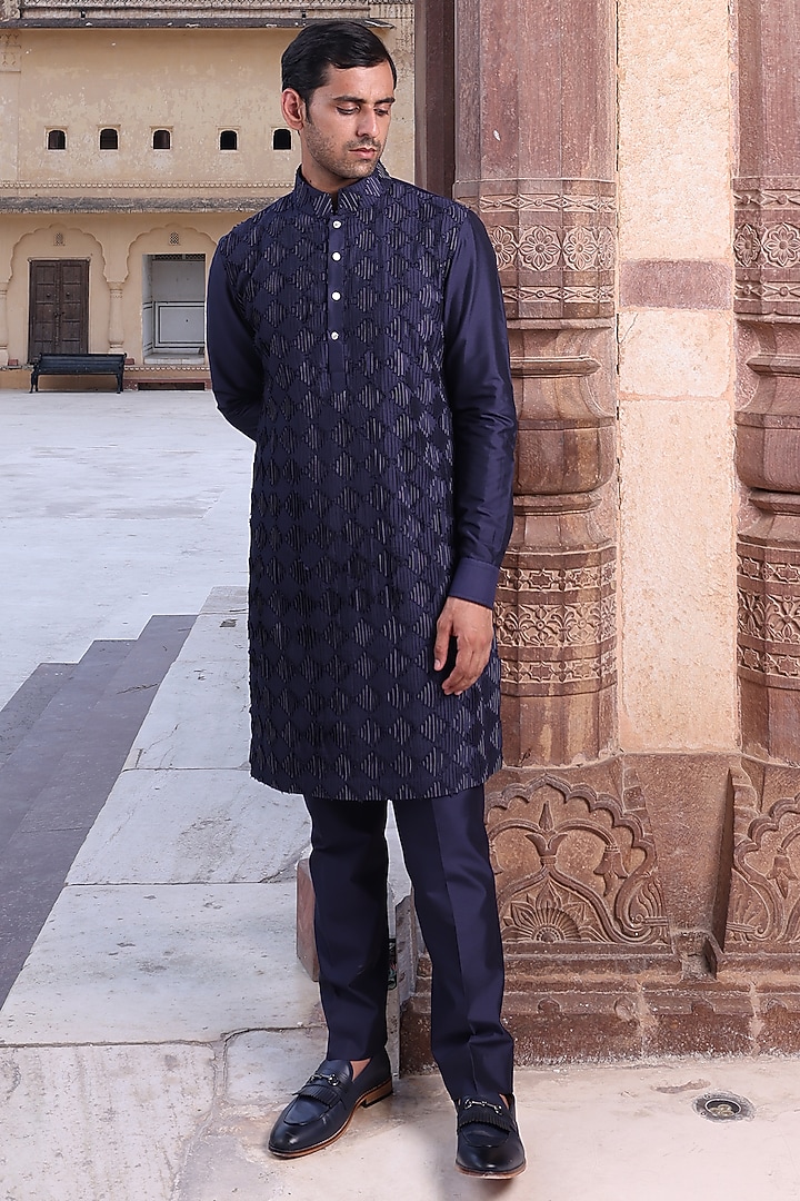 Navy Blue Katan Silk Kurta Set by Abkasa at Pernia's Pop Up Shop