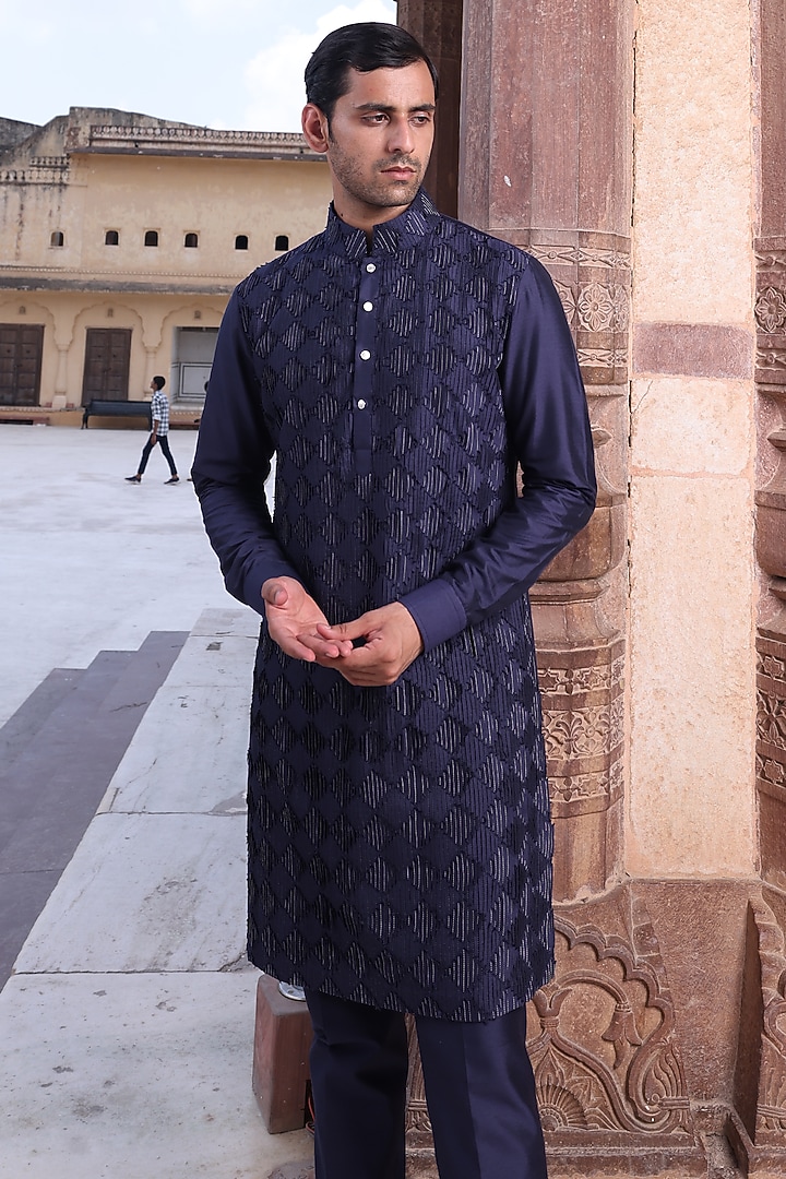 Navy Blue Katan Silk Kurta Set by Abkasa at Pernia's Pop Up Shop
