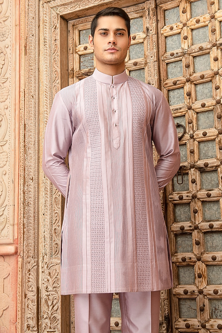 Lavender Katan Silk Kurta Set by Abkasa at Pernia's Pop Up Shop