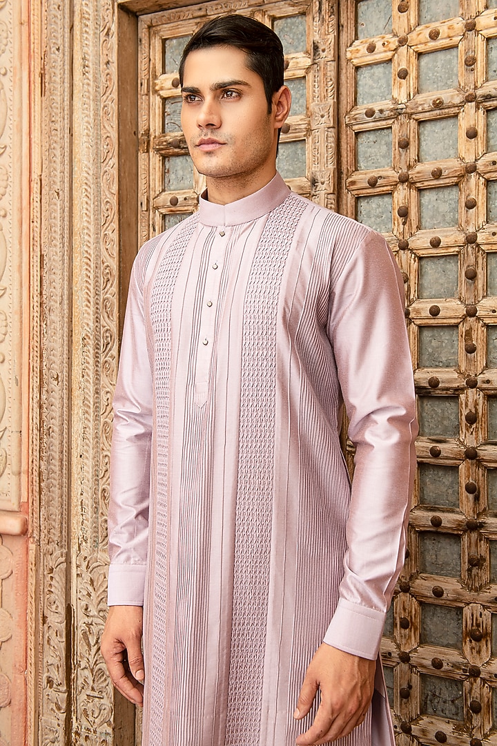 Lavender Katan Silk Kurta Set by Abkasa at Pernia's Pop Up Shop