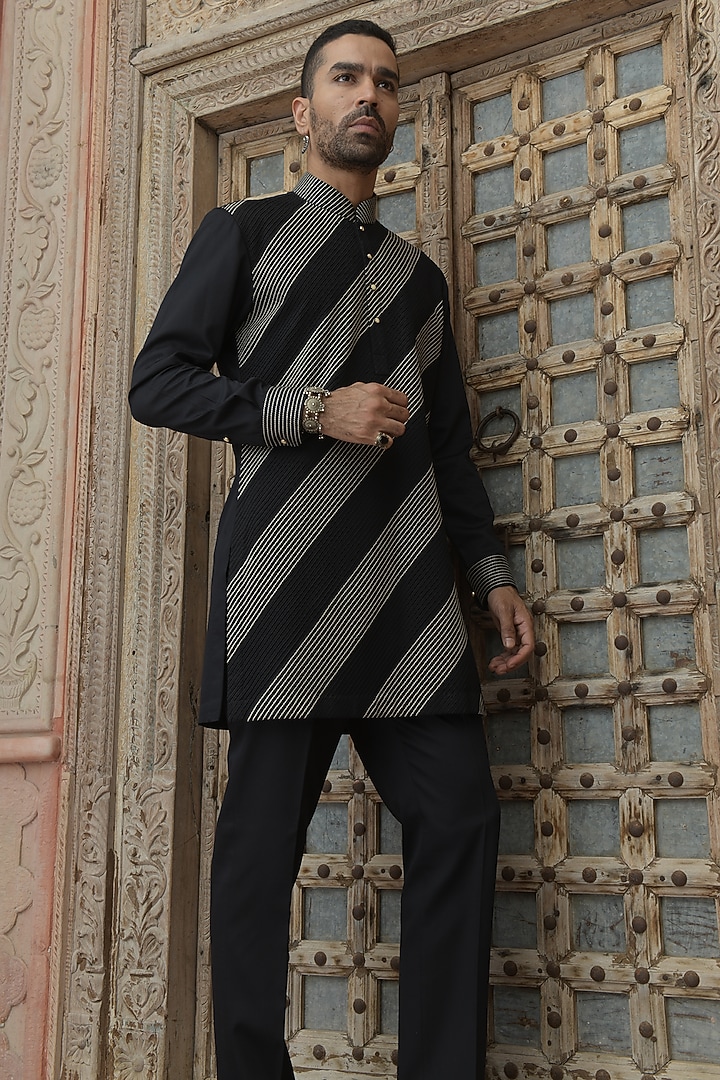 Black Dupion & Silk Blend Diagonal Pintuck Kurta Set by Abkasa at Pernia's Pop Up Shop
