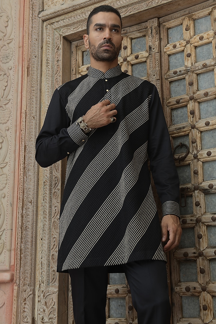 Black Dupion & Silk Blend Diagonal Pintuck Kurta Set by Abkasa at Pernia's Pop Up Shop