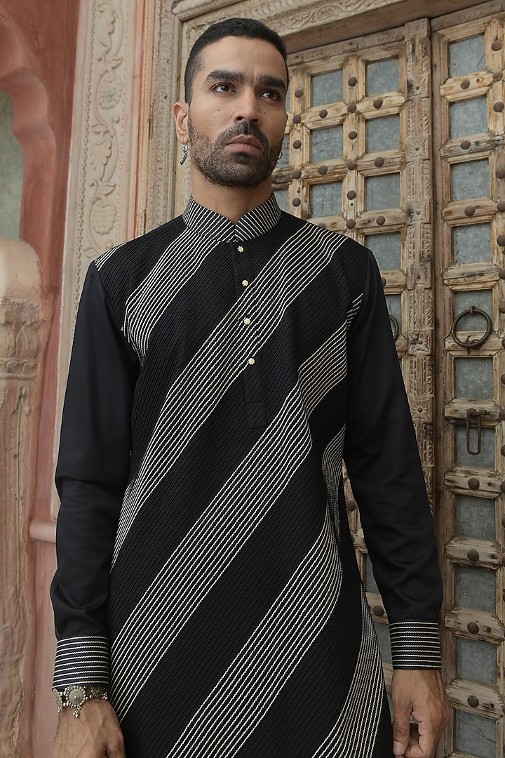 Black Dupion & Silk Blend Diagonal Pintuck Kurta Set by Abkasa at Pernia's Pop Up Shop