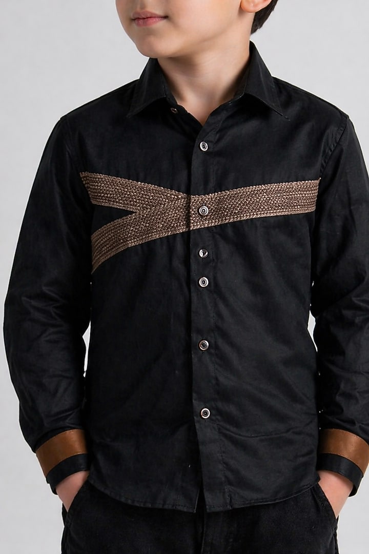 Black Cotton Embellished Shirt For Boys by Abkasa - Kids at Pernia's Pop Up Shop