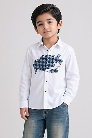 White Cotton Patchwork Embroidered Shirt For Boys by Abkasa - Kids