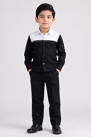 Black Cotton Embroidered Shirt For Boys by Abkasa - Kids