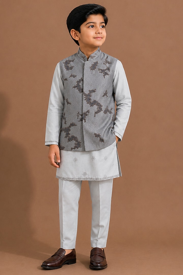 Grey Raw Silk Bundi Jacket Set For Boys by Abkasa - Kids at Pernia's Pop Up Shop