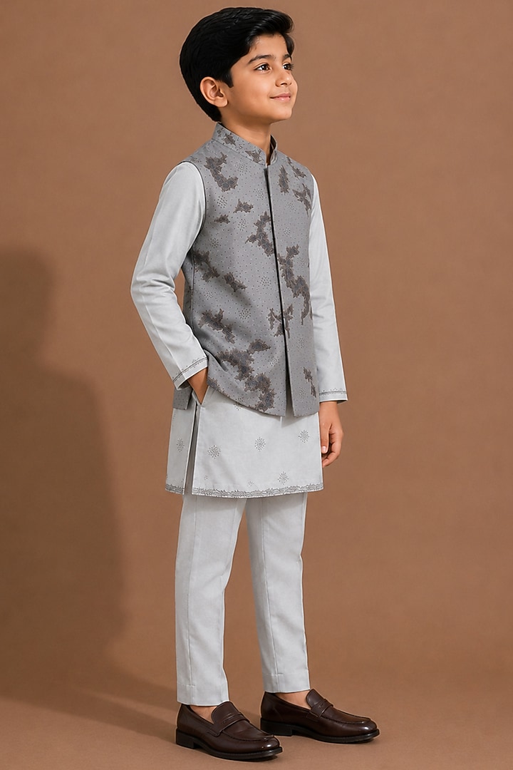 Grey Raw Silk Bundi Jacket Set For Boys by Abkasa - Kids at Pernia's Pop Up Shop