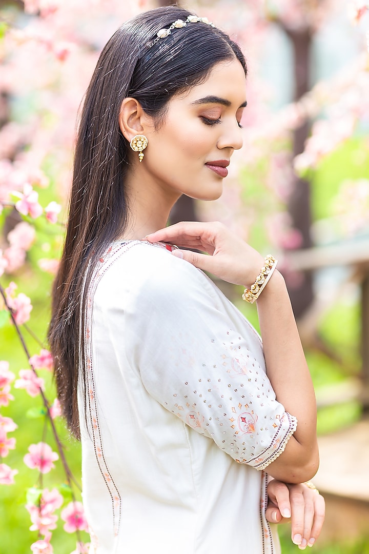 Ivory Linen Satin & Cotton Satin Acrylic Hand Embroidered Kurta Set by Aaryaa By Kashveen Kohli at Pernia's Pop Up Shop