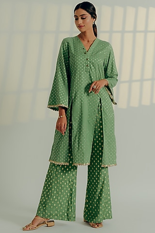 Fern Green Chanderi Brocade Embroidered Kurta Set by Aaryaa By Kashveen Kohli