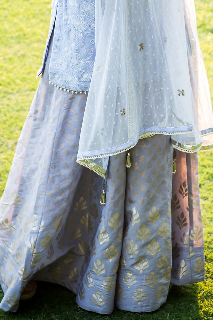 Lilac Foil Printed Wedding Sharara Set by Aaryaa By Kashveen Kohli at Pernia's Pop Up Shop