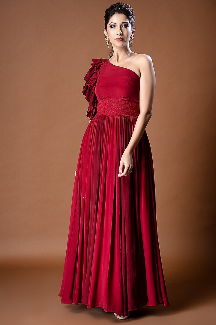Red Thread Embroidered Gown by Aaryaa By Kashveen Kohli