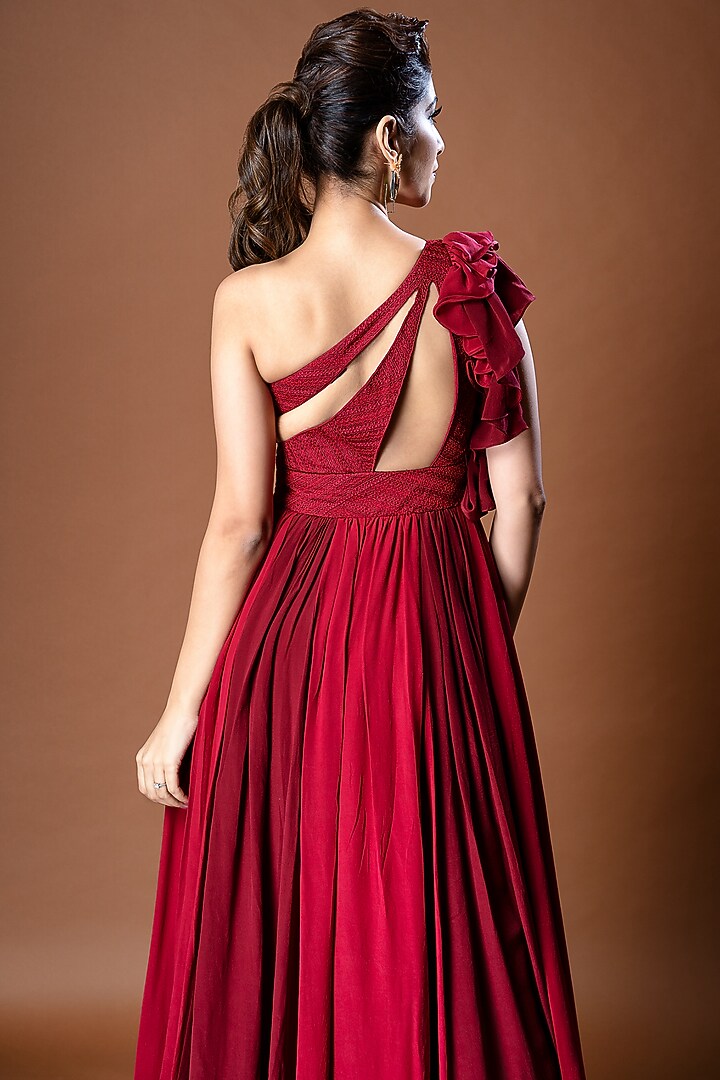 Red Thread Embroidered Engagement Gown by Aaryaa By Kashveen Kohli at Pernia's Pop Up Shop