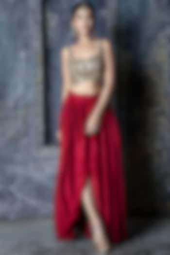 Red Muslin Slub Draped Skirt Set by Aaryaa By Kashveen Kohli