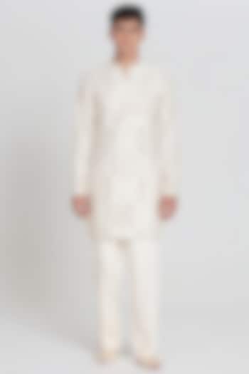 Ivory Chanderi Kurta Set by Abhinav Mishra Men at Pernia's Pop Up Shop