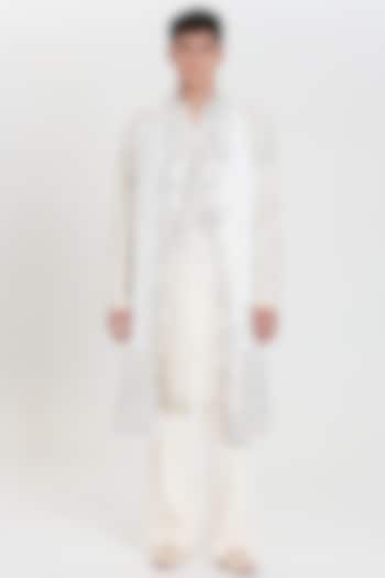 Ivory Chanderi Kurta Set by Abhinav Mishra Men at Pernia's Pop Up Shop