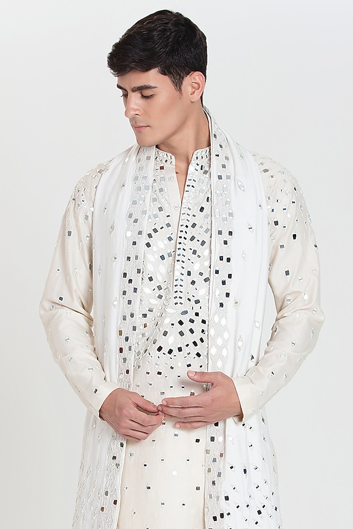 Ivory Chanderi Kurta Set by Abhinav Mishra Men at Pernia's Pop Up Shop
