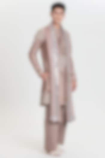 Cameo Pink Chanderi Kurta Set by Abhinav Mishra Men at Pernia's Pop Up Shop