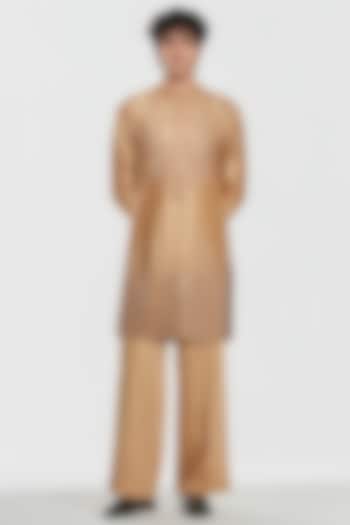 Gold Chanderi Threadwork Kurta Set by Abhinav Mishra Men at Pernia's Pop Up Shop