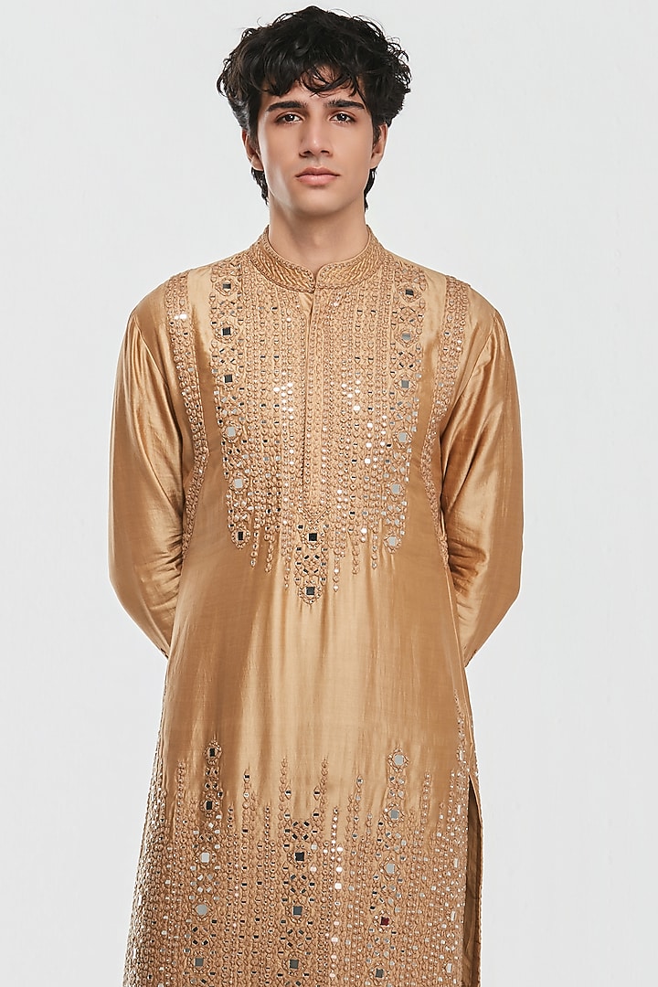 Gold Chanderi Threadwork Kurta Set by Abhinav Mishra Men at Pernia's Pop Up Shop